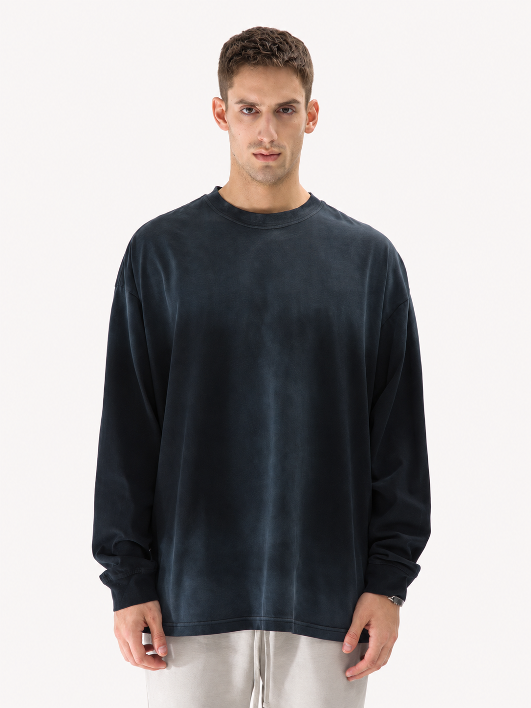 260GSM Unisex Oversized Sun Faded Long Sleeve Top