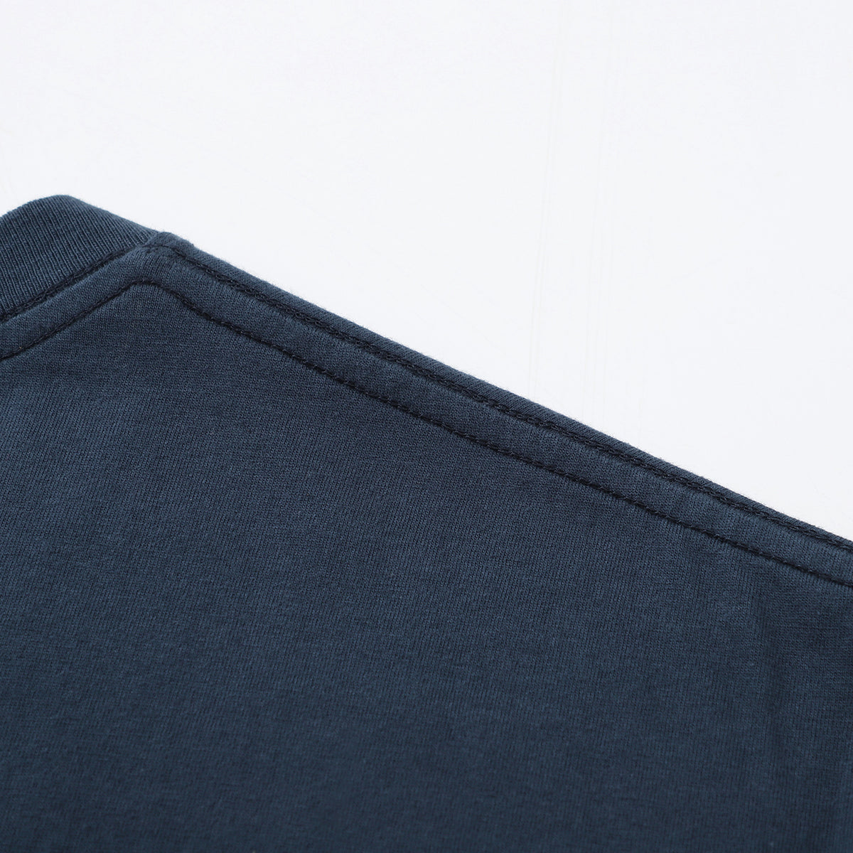 180GSM Unisex Classic Fit Crew Neck T-shirt